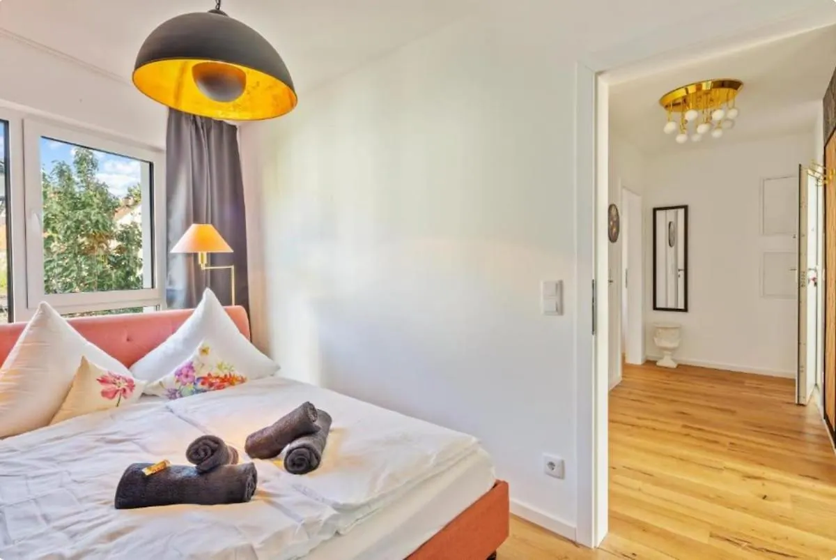 Luxury Long-Term Apartment With Balcony Viena Austria