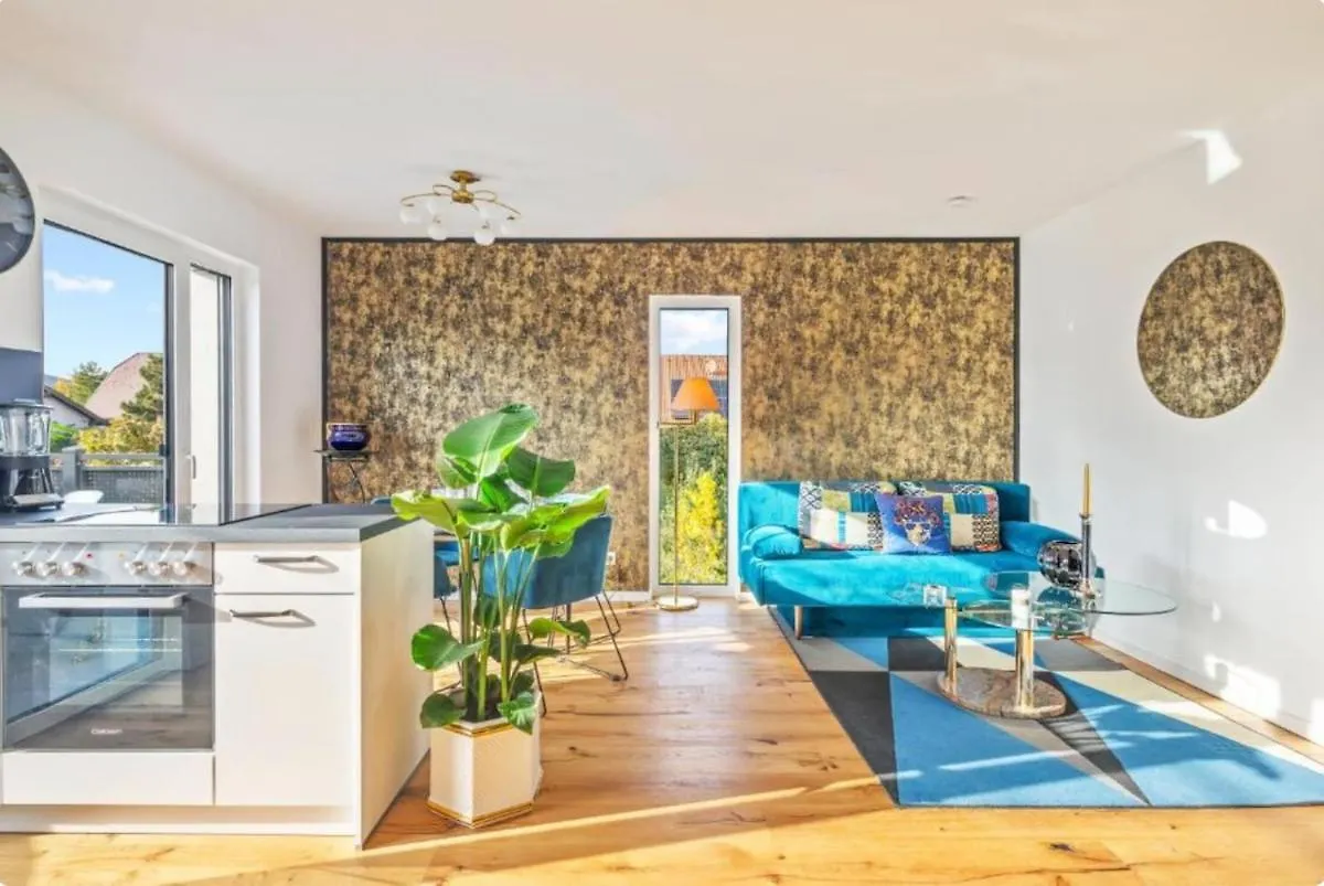 Luxury Long-Term Apartment With Balcony Viena