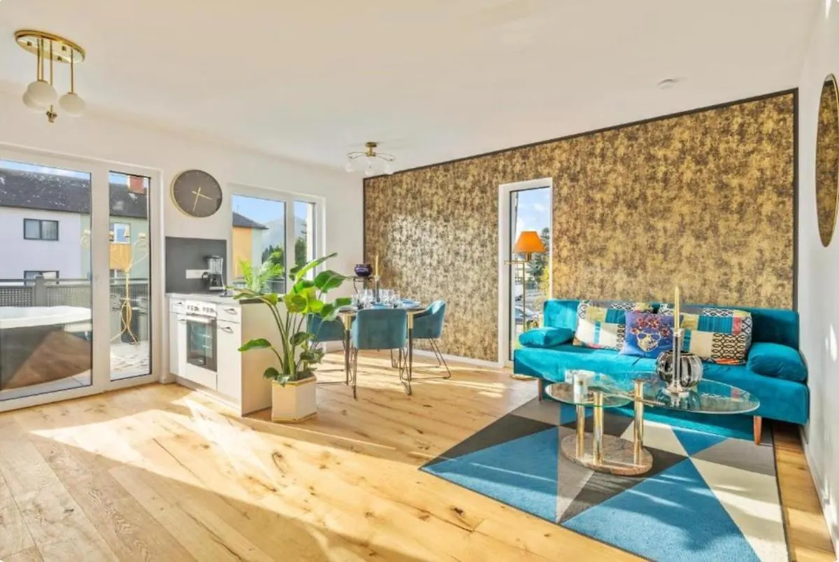 Luxury Long-Term Apartment With Balcony Viena